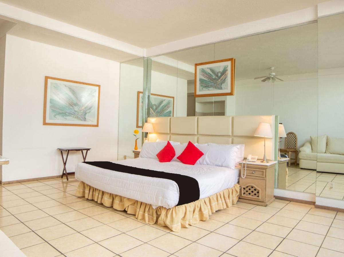 Capital O Hotel Villa Monini Puebla Bagian luar foto